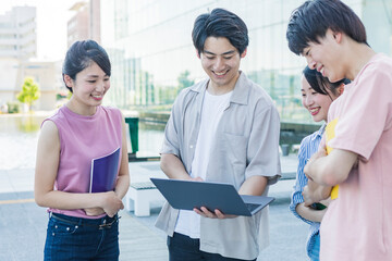 大学生のポートレート