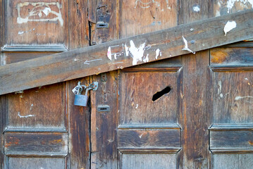 doors, old doors, closed door, doorknob, wooden door, padlock