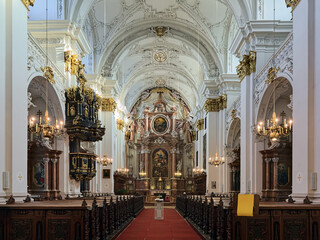 Fototapeta na wymiar Linz, Austria. Interior of Old Cathedral, also called Church of Ignatius or Jesuit Church. The cathedral was built in 1669-1683 following plans by Pietro Francesco Carlone.