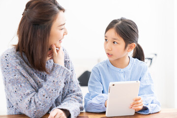 親子とタブレット