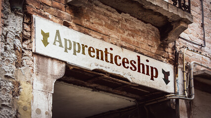 Obraz premium Street Sign to Apprenticeship