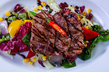 Grilled pork with vegetables