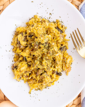 Delicioso revuelto de bacalao con setas