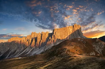 Papier Peint photo autocollant Dolomites Beautiful landscape of mountains during autumn