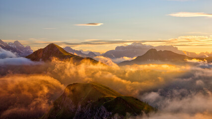 Fototapeta na wymiar View from Passo Giau, Dolomites, Italy