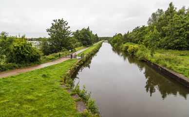 Fototapeta na wymiar Looking along the Leigh branch of the Leeds Liverpool Canal