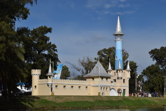 「Alminar」の画像 1,147 件の Stock 写真、ベクターおよびビデオ Adobe Stock