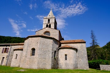 Fototapeta na wymiar abbaye de léoncel vercors france