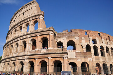 Fototapeta na wymiar ローマのコロッセオ　Famous ruins of Rome Colosseo