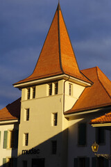 Obraz premium Lausanne au coucher du soleil