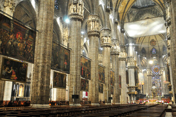 Fototapeta premium ミラノのドゥオーモ The most famous tourist destination in Milan