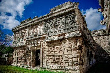 Fototapeta na wymiar Worship Mayan churches in Chichen Itza Elaborate structures for worship to the god of the rain Chaac