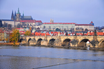 プラハのカレル橋　Charles Bridge, a famous tourist destination in Prague