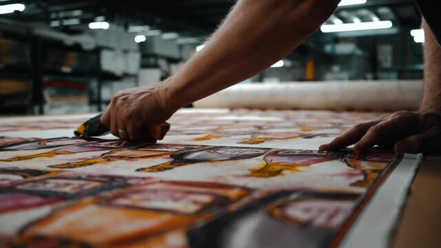 Cutting out printed design