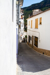Fototapeta na wymiar Chulilla village, Valencia, Spain in summer
