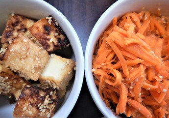 tofu and carrot in Japanese