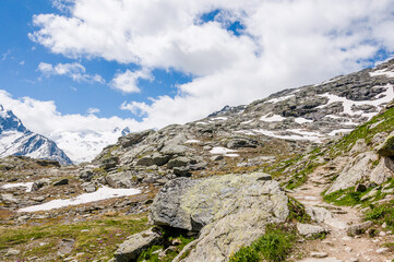 Murtèl, Corvatsch, Bergstation, Val Roseg, Bergbahn, Wanderweg, Wanderer, fuorcla surlej, Piz Corvatsch, Piz Roseg, Oberengadin, Sommer, Schneefeld, Graubünden, Schweiz