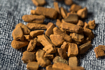Raw Organic Cassia Cinnamon Chips