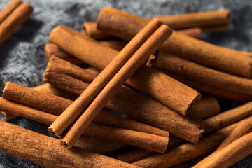 Raw Organic Cassia Cinnamon Sticks