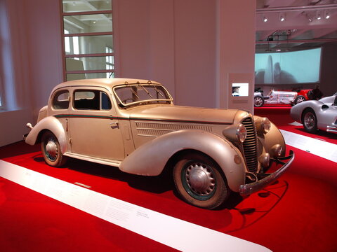 Vintage Delahaye 135 Limousine