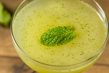 Homemade Refreshing Southside Mint Cocktail