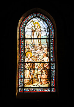 Vitraux &eacute;glise Sainte Marie de La Bastide, Bordeaux Gironde France