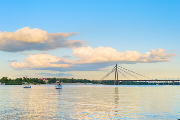 Fototapeta premium River Dnieper Pivnichnyi Bridge Kiev