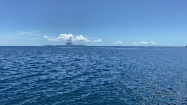 Montagne de Bora Bora, Polyn&eacute;sie fran&ccedil;aise