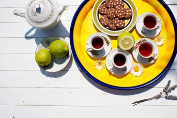 breakfast in the garden