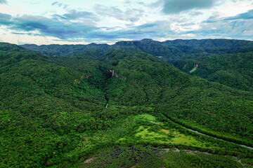 西表島 ピナイサーラの滝