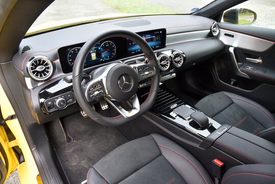 Mercedes-Benz CLA 220. Interior - dashboard. 06-11-2019, Middle Bohemia, Czech Republic.