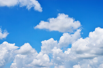 Naklejka na ściany i meble Blue sky with white cloud in a sunny day