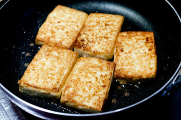 木綿豆腐の揚げ焼き