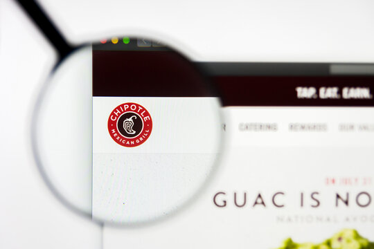 Richmond, Virginia, USA - 27 July 2019: Illustrative Editorial of Chipotle Mexican Grill Inc website homepage. Chipotle Mexican Grill Inc logo visible on display screen.