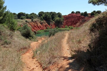 Otranto - Sentiero al lago di bauxite