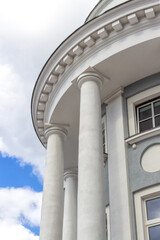 Building with a corner rotunda on Kadashevskaya embankment