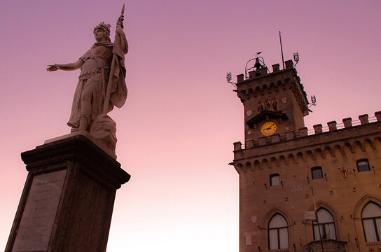 San Marino - palazzo pubblico