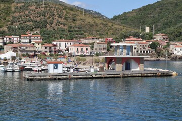 Fototapeta na wymiar Acciaroli - Benzinaio del porto