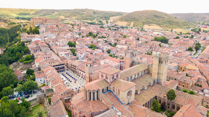 Fototapeta na wymiar aerial town of brihuega town, Spain