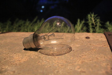 Electric Bulb using for product photography 