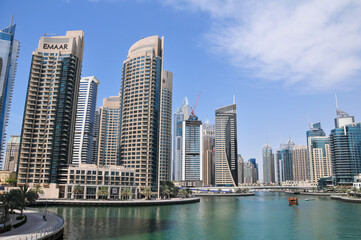 Fototapeta na wymiar ドバイマリーナの景色　Beautiful view of Dubai Marina
