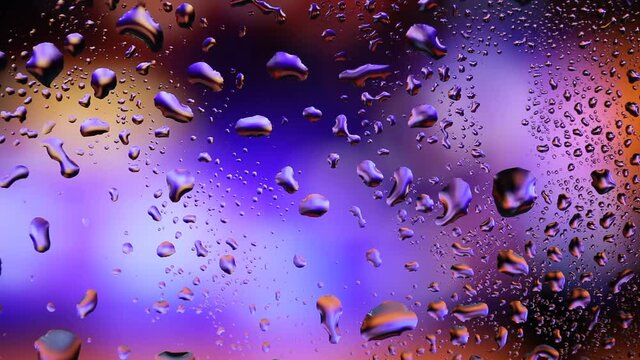 Lumi&egrave;res de police un soir de pluie