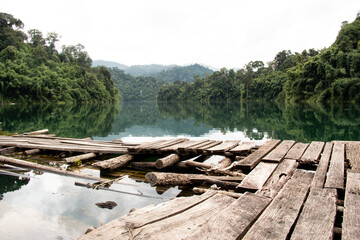 Fototapeta na wymiar Lake of Khao Sok Nature Park in Thailand