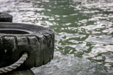 Tyre used as boat protector