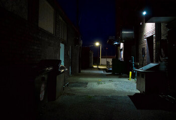 Night Alley © simplemath media