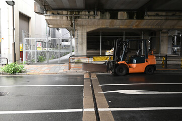 フォークリフト