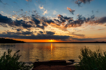 Sunset at the south dam area of Thunderbird lake.