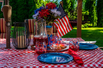 4th of july picnic in backyard