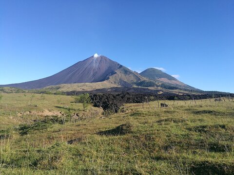 Vista del volc&aacute;n de Pacaya