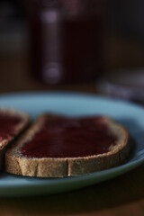 croutons with jam
